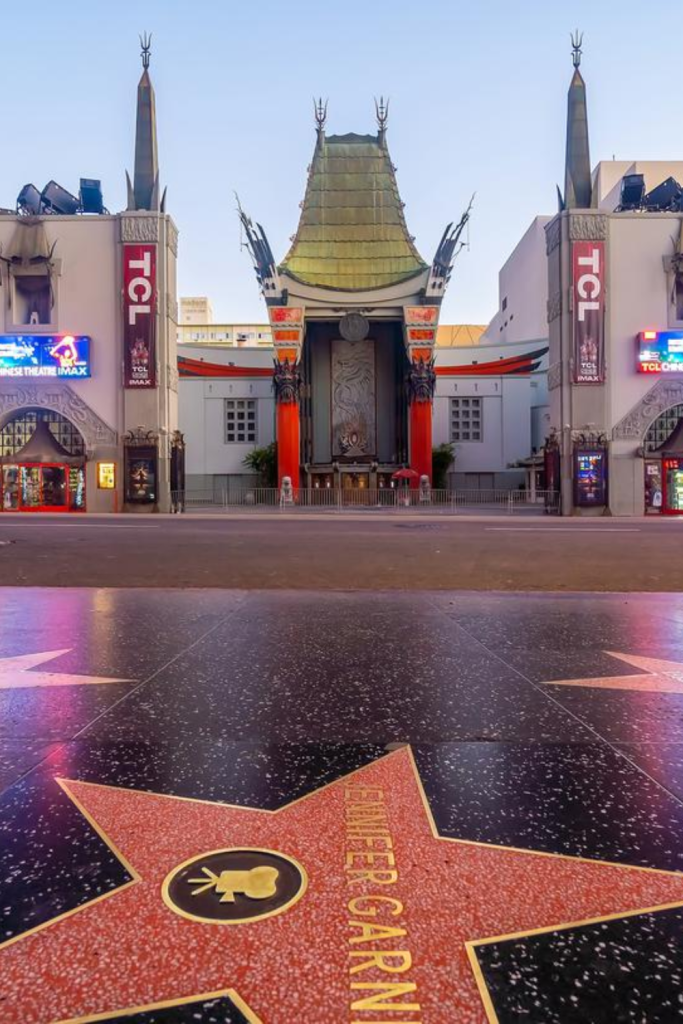 lomabrdi house is a wedding venue in the center of Hollywood