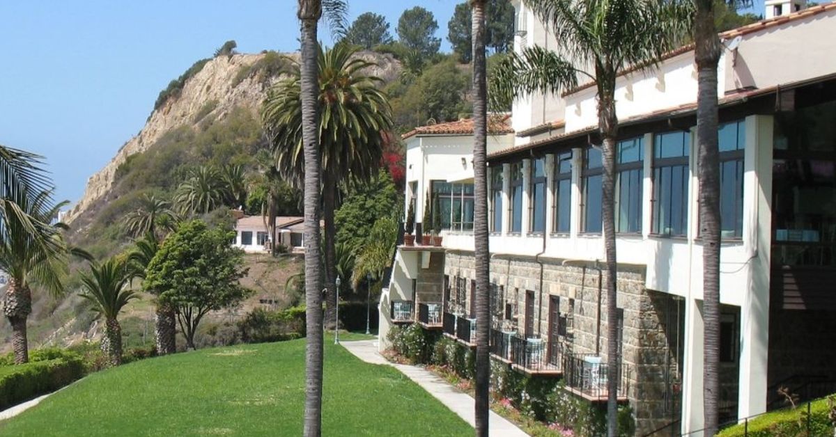 Bel-Air Bay Club