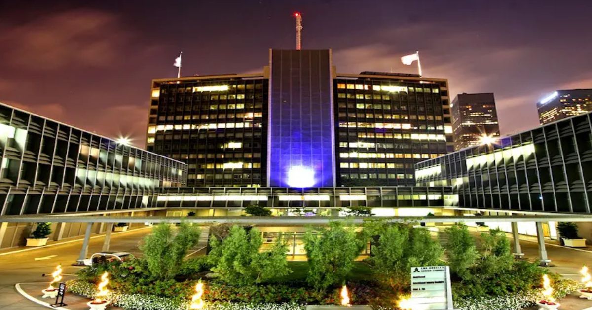 10. Los Angeles Center Studios